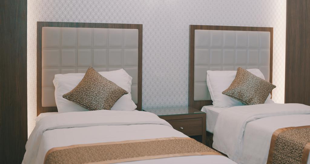 อัล บอร์ก อัล วาเทียร์ Hotel ชาซาน ภายนอก รูปภาพ