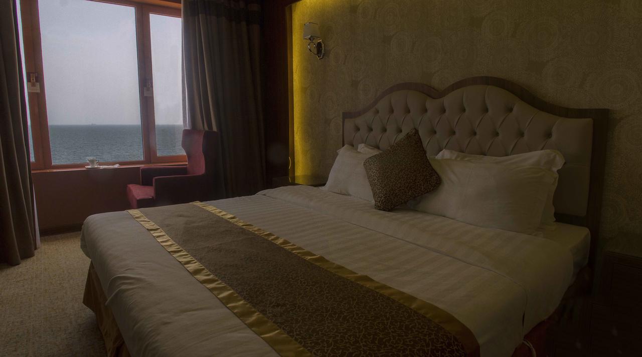 อัล บอร์ก อัล วาเทียร์ Hotel ชาซาน ภายนอก รูปภาพ