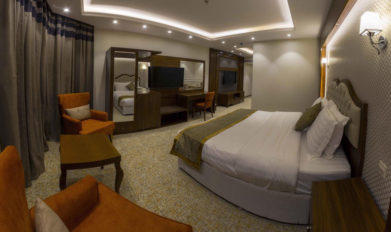 อัล บอร์ก อัล วาเทียร์ Hotel ชาซาน ภายนอก รูปภาพ