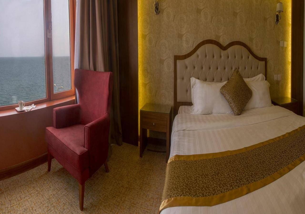 อัล บอร์ก อัล วาเทียร์ Hotel ชาซาน ภายนอก รูปภาพ